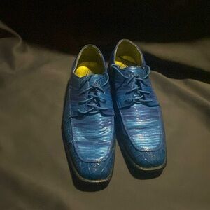 Blue Hugo